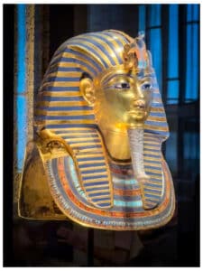 The famous mask King Tutankhamun